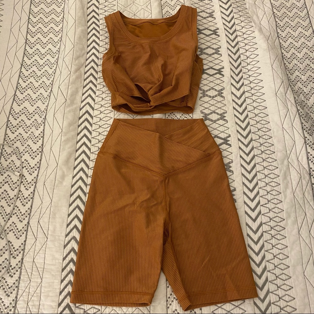 COPY - Aerie Crossover Workout Set
